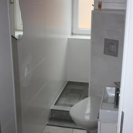 Park Apartment *