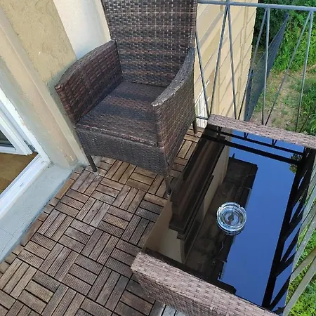 Park Apartment